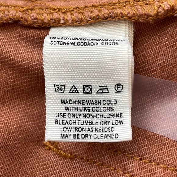 Free People. We The Free Zip It Up Leopard Print Denim Mini Skirt. Size 30 - Picture 13 of 14